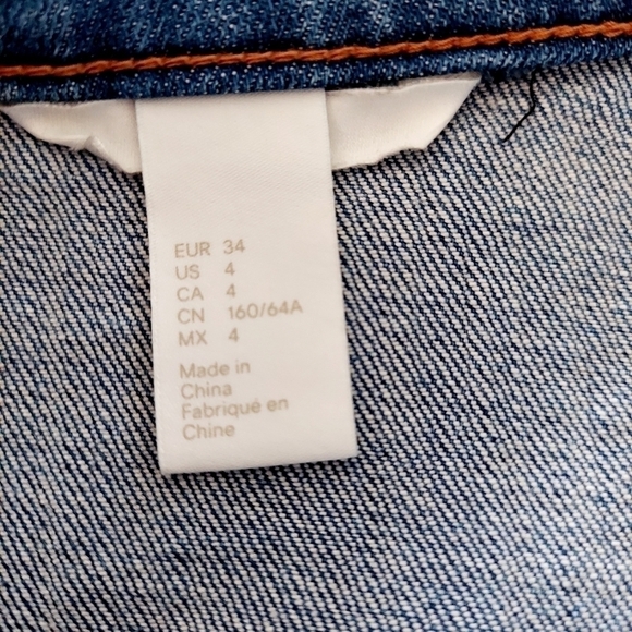 H&M A-Line Denim Skirt Button Front Sz 4 Hi Waiste - Picture 8 of 11